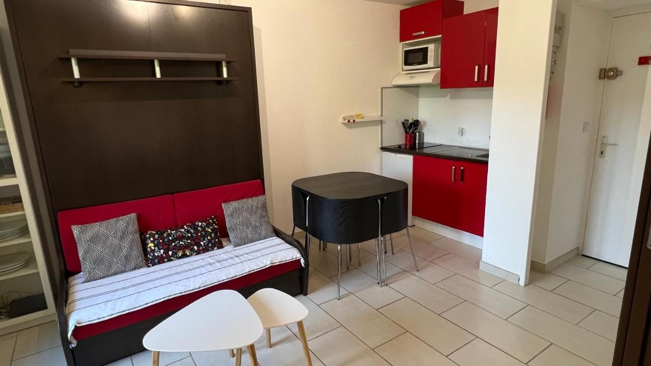 Appartement 2 Pieces Rez-De-Jardin A 2 Pas De La Plage Et De La Thalasso Cabourg Ngoại thất bức ảnh